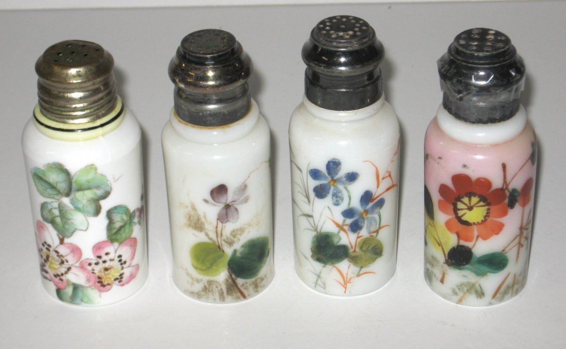 Four Mt. Washington ring neck salt shakers, (1 of 5)