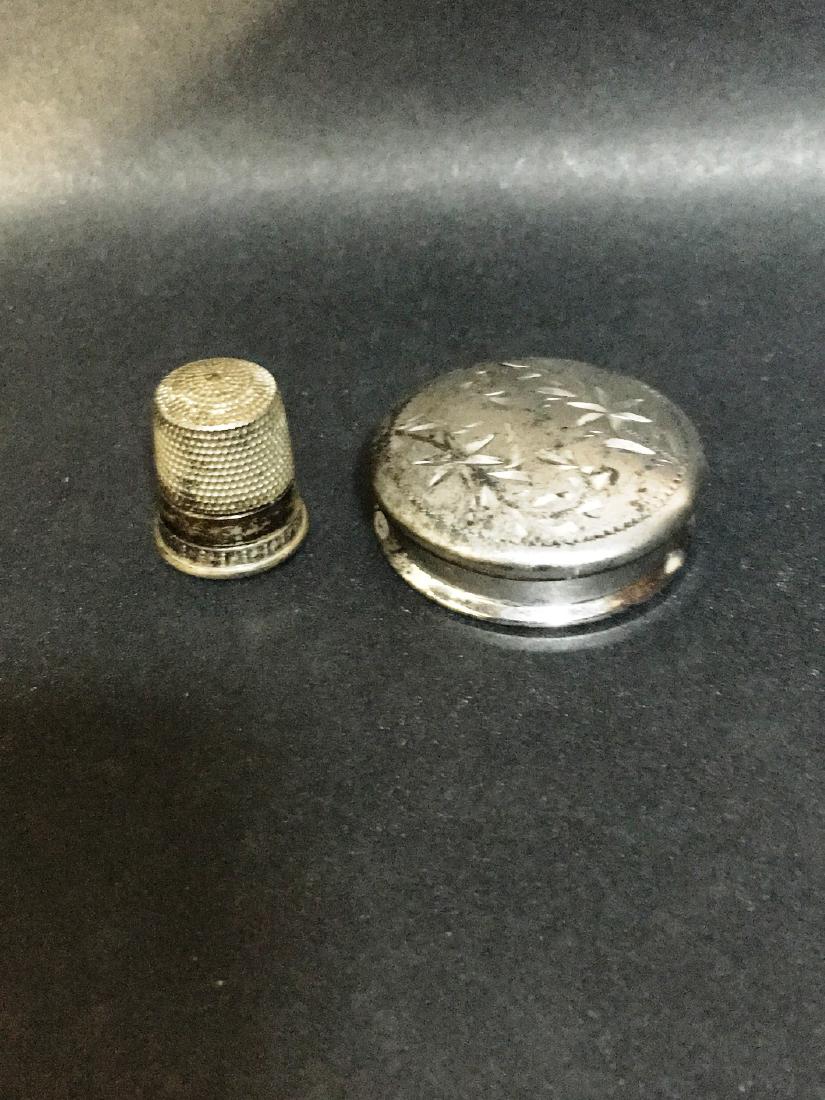 2 Sterling Silver Items - A Pill Box and Thimble (1 of 3)