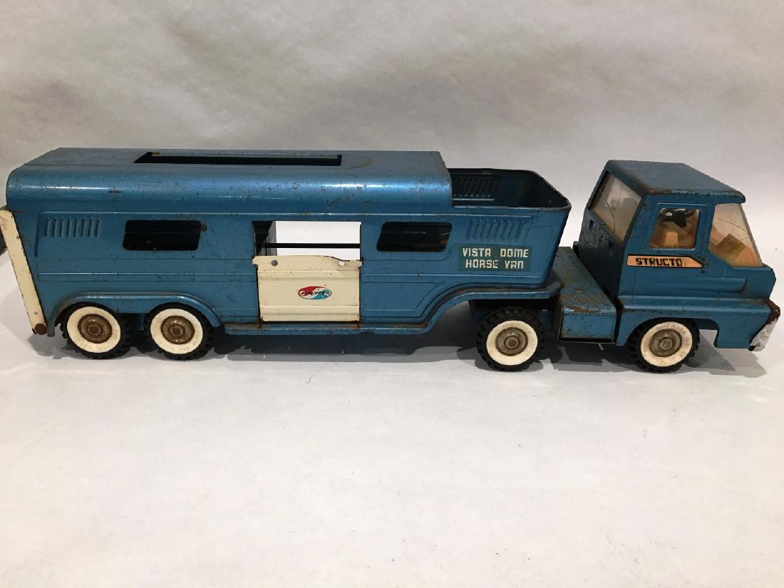 1960 STRUCTO VISTA DOME TRUCK & TRAILER: HORSE VAN, 23" LONG