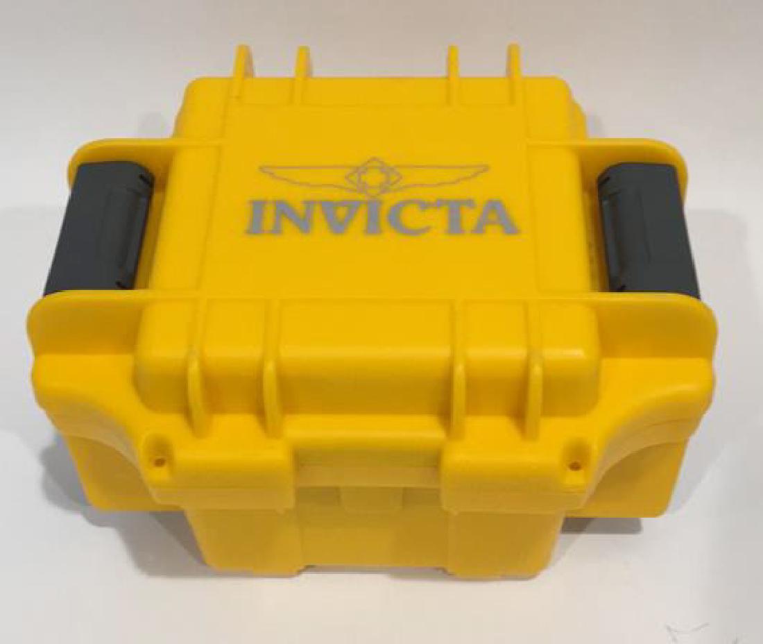 Invicta watch case: Single watch, protective case