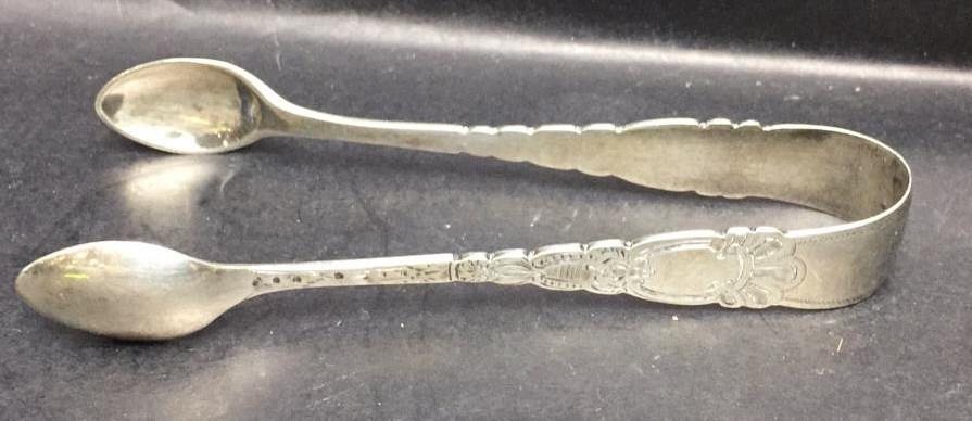 English Sugar Tongs W.S. Savage Co.: Sheffield 1922 hallmarked, 19 grams total weight