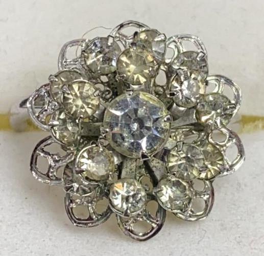 Sara Covington Cluster Ring: Size 6-7