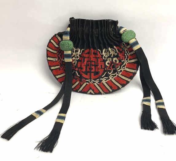 Chinese Qing Dynasty Embroidered Silk Purse: Red and black, with two pulls on each side and green Jade on pulls, 5.5 x 4 inches t is the body of the purse