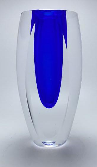 Art Glass by New Domain: Royal Blue center with clear outer, made in Korea, measuring 6.5 inches tall by 3 inches in diameter