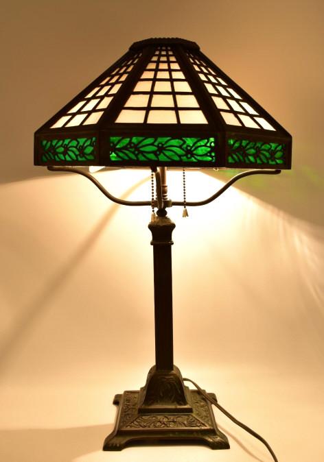 Attributed to Bradley & Hubbard Glass Panel Lamp: Green variegated slag glass panels, 21 inches by 12.5 inches, marked on bottom, see photo