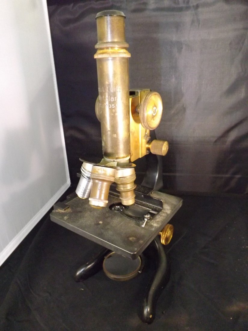Microscope: Microscope by "Ernst Leitz Wetzlar No. 227351" 12 1/2" tall.