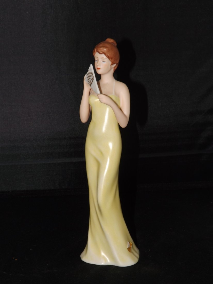 Royal Dux "Bohemia" "1853" Porcelain Figurine: Royal Dux "Bohemia" "1853" Porcelain Figurine 9" tall