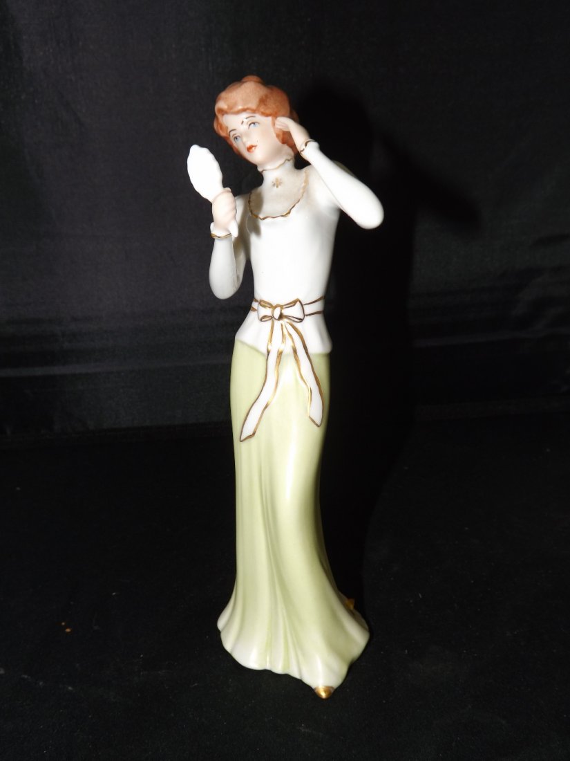 Royal Dux Bohemia Porcelain Figure: Royal Dux Bohemia Porcelain Figure 8" tall