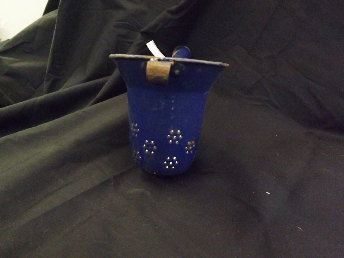 Colander/Strainer Blue and White: Colander/Strainer Blue and White