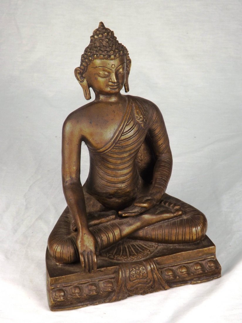 Sakyamuni Buddha: Earth touch posture, Tibeten or Nepalese, late 19th or early 20th century, measuring 12" tall