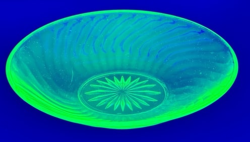 Vintage Oval Green Vaseline Glass Bowl