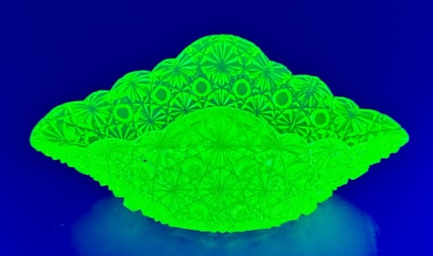 Vintage Daisy & Button Yellow Vaseline Glass Bowl