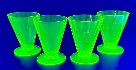 4 Green Vaseline Glass Optic Footed Glasses