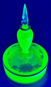 Yellow Vaseline Glass Powder with Perfume Lid