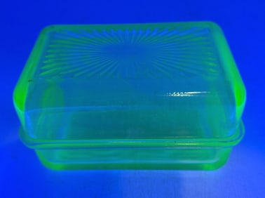 Green Depression Baking Dish