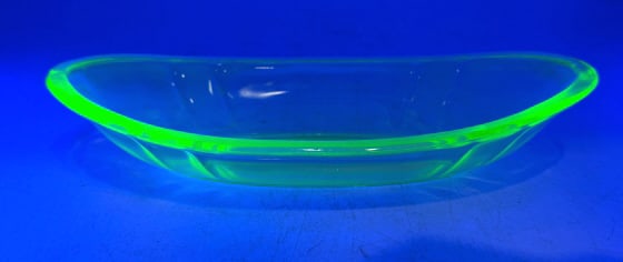 Uranium Green Celery Dish