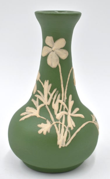 1996 Pisgah Forest Cameo Pottery Vase (1 of 4)