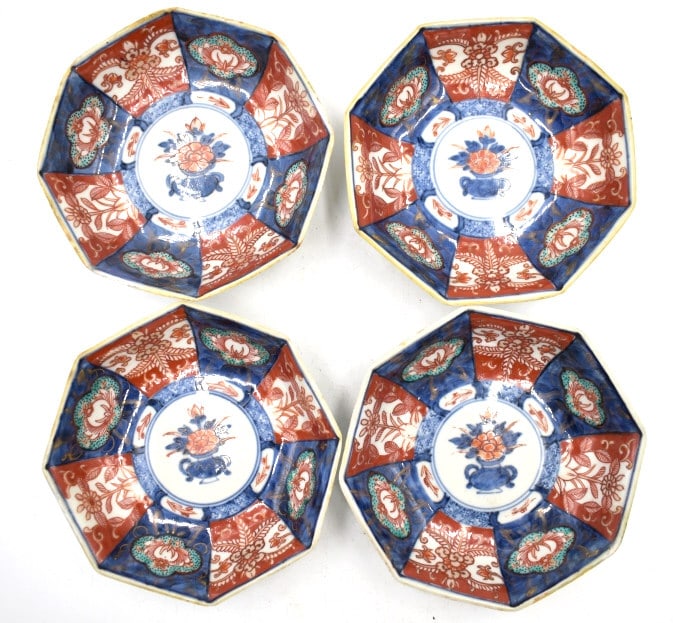 4 Imari Porcelain Octagonal Serving Bowls (1 of 2)