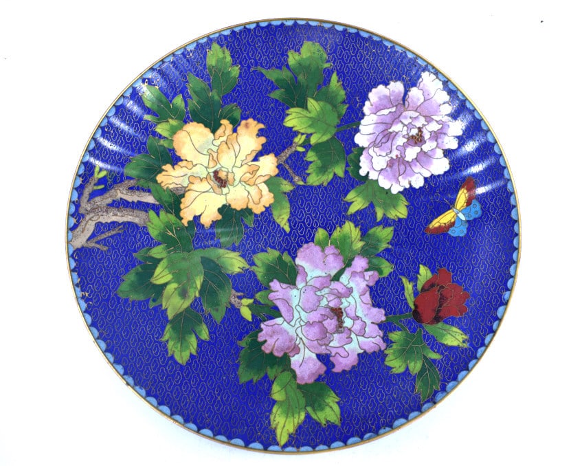 10.25" Clossine Plate: 1 inch tall by 10.25 inches wide, unmarked, no damage, see photos.