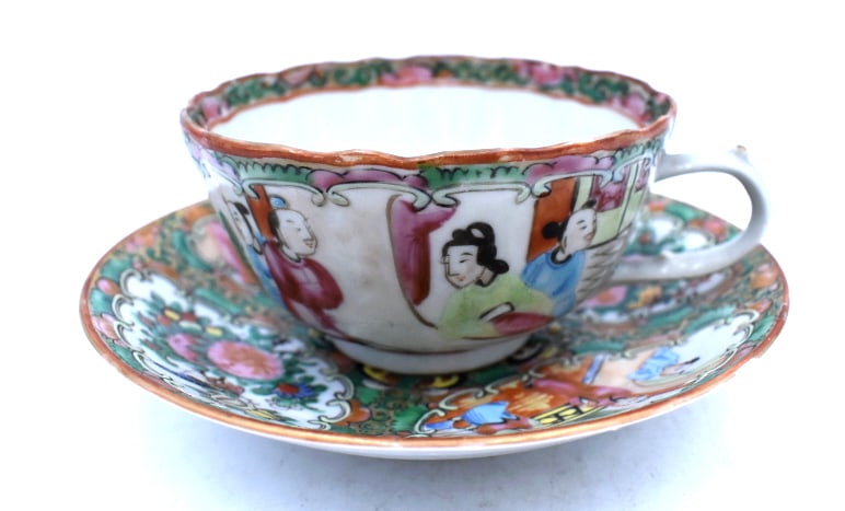 Imari Plate and Cup Set: Plate is 1 inch tall by 5.5 inches wide and cup is 2 inches tall by 4.5 inches wide, unmarked, no damage, see photos.