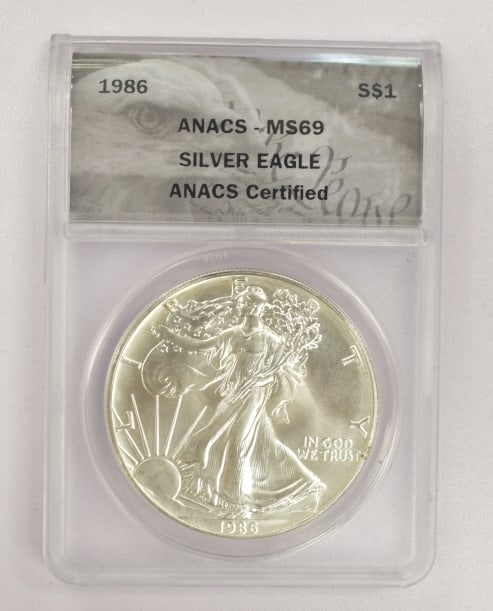 1986 American Silver Eagle Coin MS69 (1 of 2)