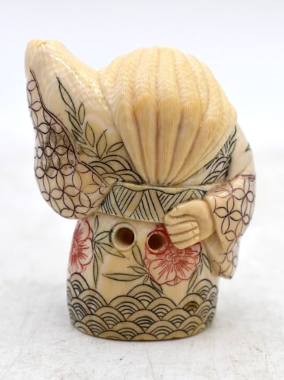 Japanese?s Waving Netsuke Marked - 2