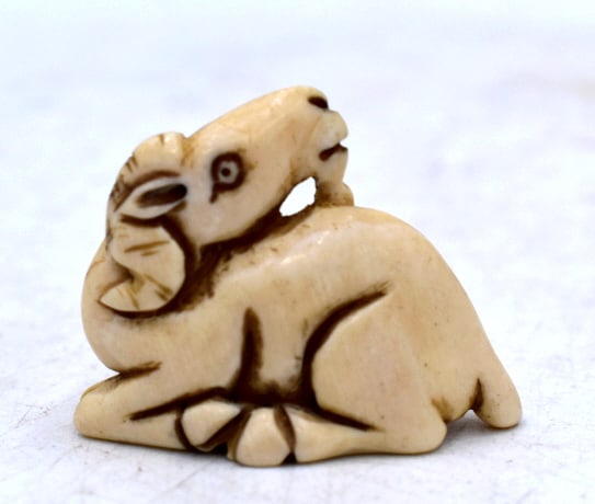 Japanese Goat Netsuke: 1.5 inches long by 1.25 inches tall, no damage, unmarked, please see photos.