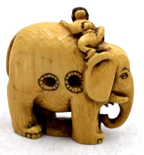 Japanese Elephant Signed Netsuke - 2