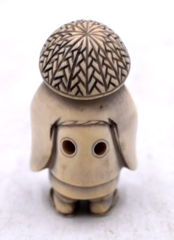 Japanese Worker Netsuke - 2