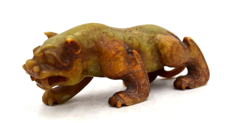 Chinese Jadeite Chimera: 5.5 inches long by 2 inches tall, unmarked, no damage, see photos.