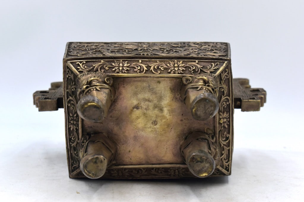 Foo Dog Lidded Iron Container - 4