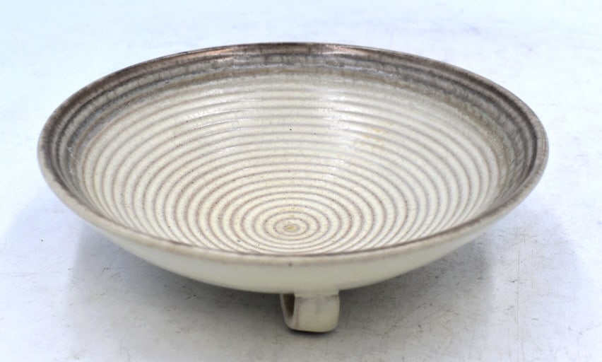 Asian Porcelain Bowl: 7 inches wide by 2 inches tall, no damage, unmarked, see photos.