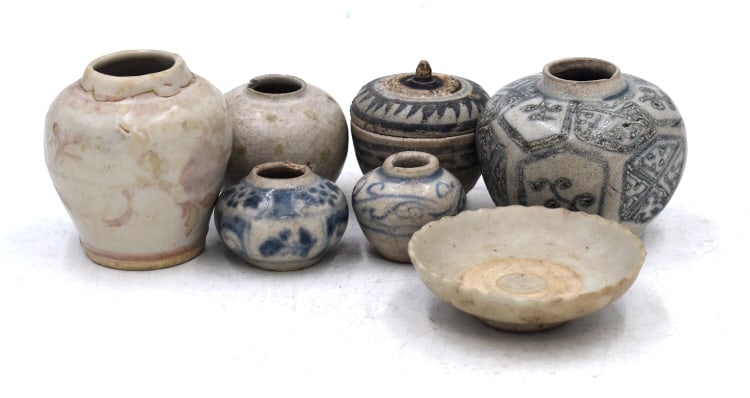 7 Mini Asian Pottery Pieces: Biggest piece is 2.5 inches wide by 2 inches tall, regular wear, unmarked, please see photos.