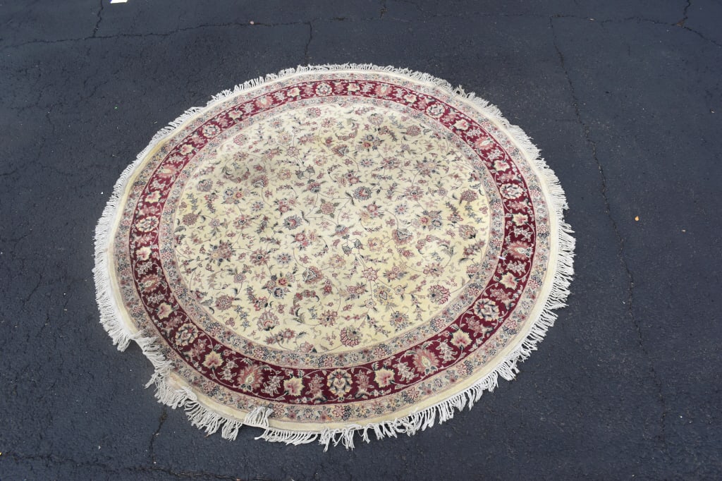 Tan & Red Round Rug: 7 feet in diameter, please see photos