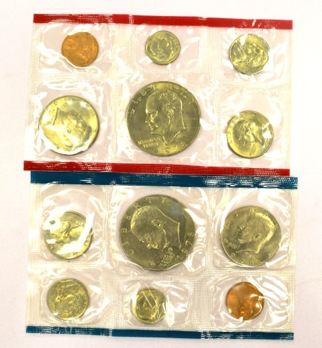 1978 Uncirculated US Coin Set: New in sealed wrapper, US coin set, please see photos.