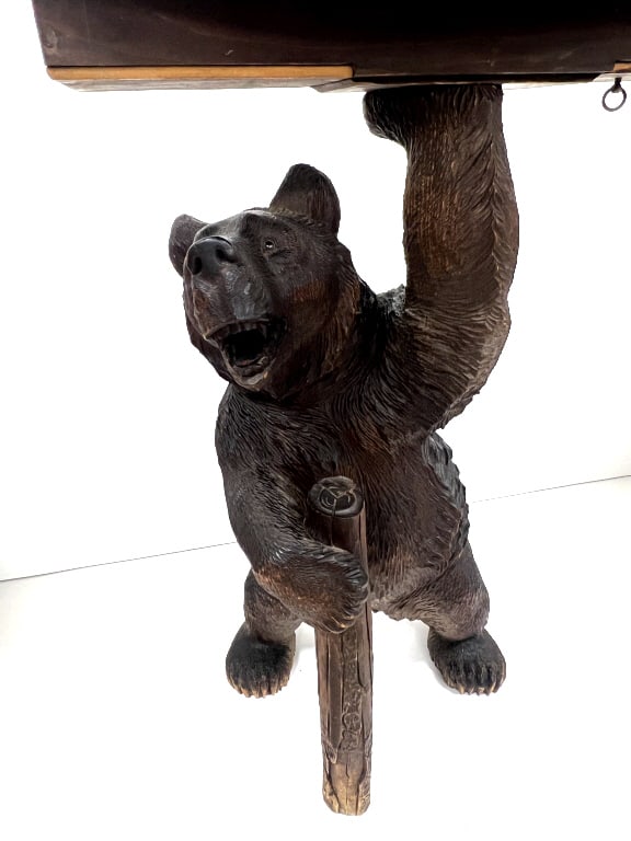 Black Bear Smoker?s Stand Side Table - 3