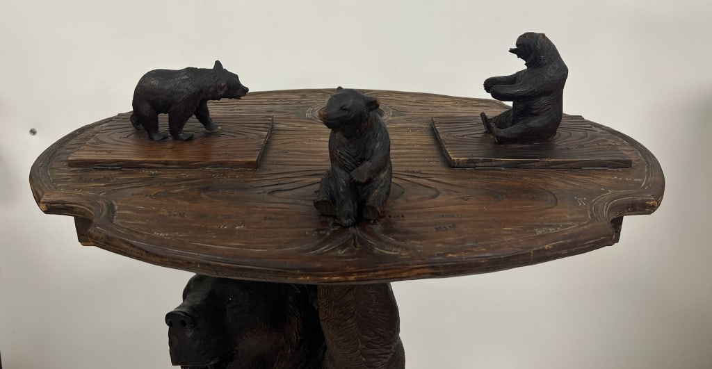 Black Bear Smoker?s Stand Side Table - 6