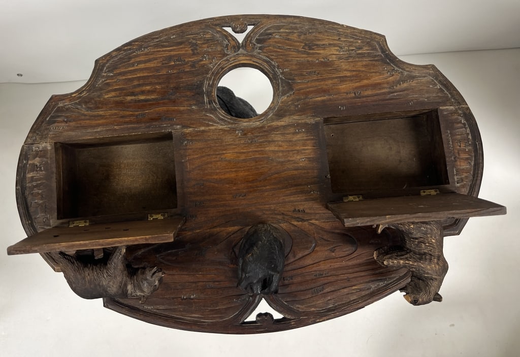 Black Bear Smoker?s Stand Side Table - 7