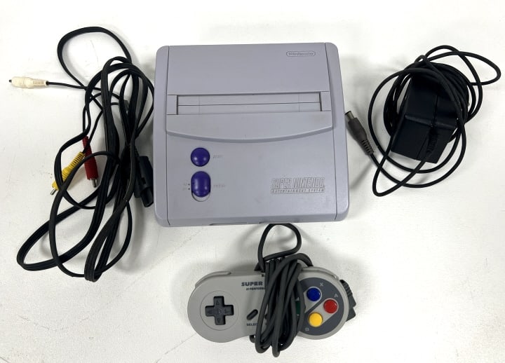 SNES Jr Console (1 of 4)