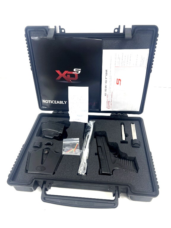 XDS 3.3 .45ACP SemiAuto Pistol Combo: Springfield Armory, 3.3 inches barrel length. Comes with original hard carry case, two magazines, belt holster, replacement fiber optic light pipes, cable lock, and manual.