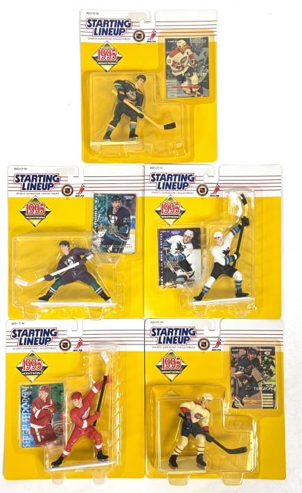 5- 1995 Kenner Starting Lineup NHL Figurines: Card and bubble sealed, including: Bob Corkum, Sergei Fedorov, Pierre Turgeon, Kirk Muller, and Sandis Ozolinsh. See photos
