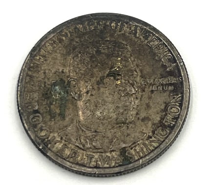 1946 Booker T. Washington Half Dollar Coin: Use photo for grading.