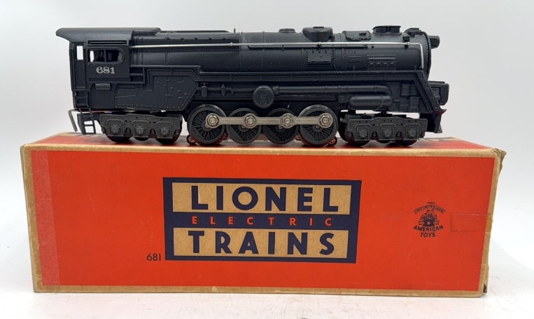 Lionel Postwar S-2 Steam Turbine Locomotive: No. 681, with original box, see photos