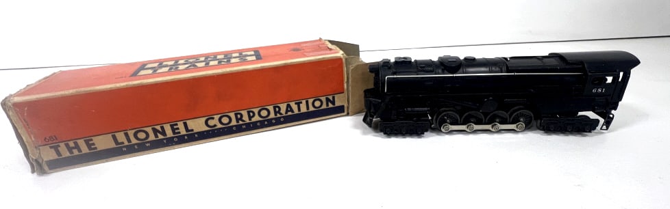 Lionel Pennsylvania Steam Turbine Locomotive: No.681, with original box. See photos