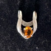 Silver Citrine Pendant: Unmarked, non magnetic, 3.75g, see photos