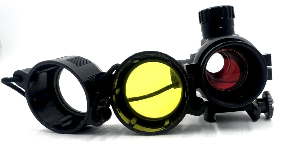 Tasco Propoint Scope & Tactical Flashlight - 5