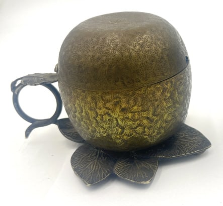 Thomas Wilkinson & Sons Inkwell: 6.37x4.5x3.87 inches, manufactured in England, markings present to verify company Thomas Wilkinson & Sons, shaped as fruit with leaf base. In good condition. See photos