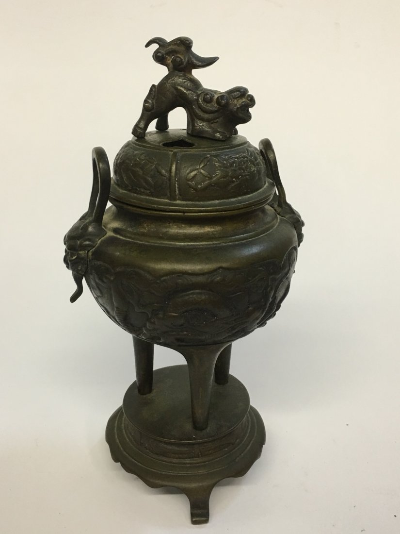 BRONZE SENSOR WITH FOO DOG FINIAL (1 of 3)