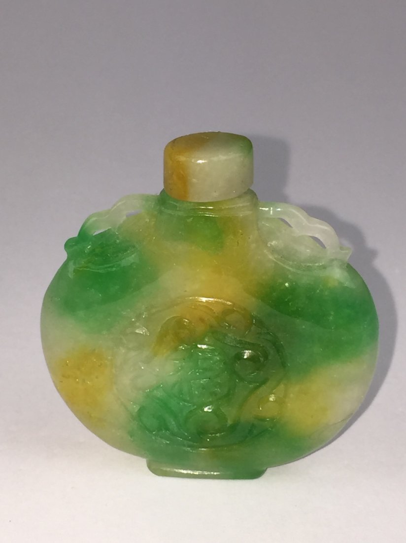 JADE GREEN YELLOW ROUND SNUFF BOTTLE (1 of 1)