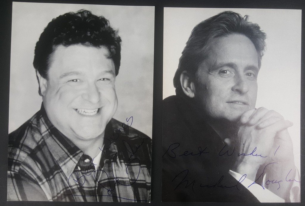 JOHN GOODMAN, MICHAEL DOUGLAS AUTOGRAPH: lot contains 2 autographs both 5x7 see photo